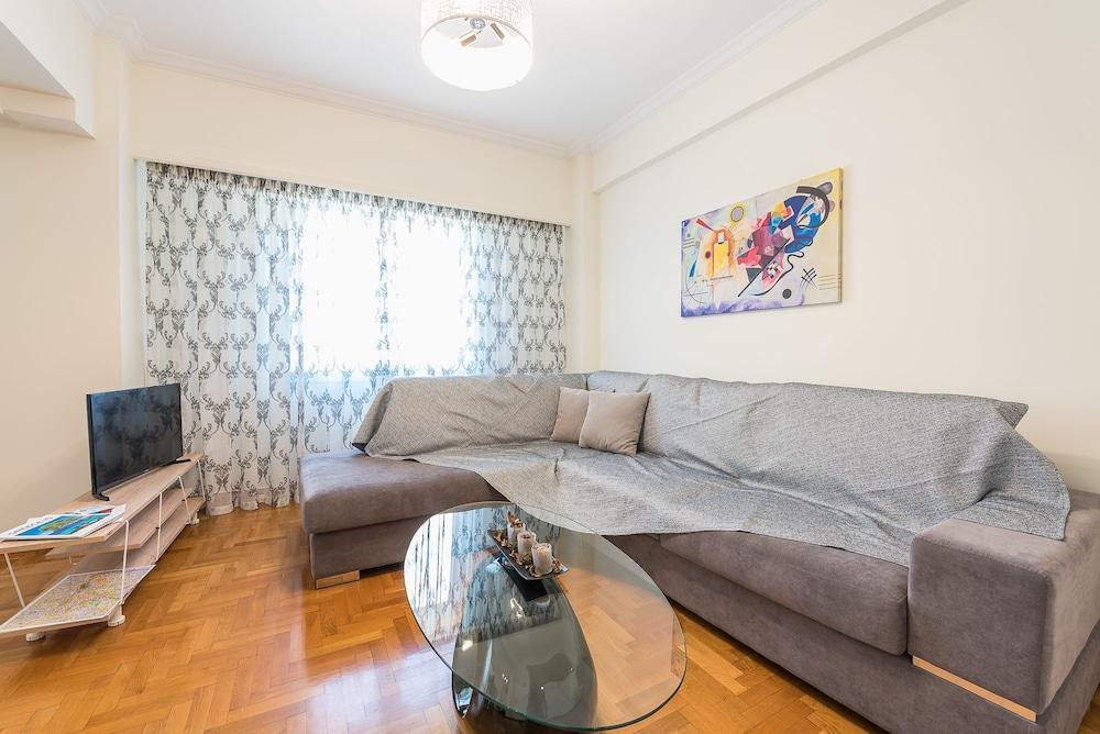 Comfy Apartment In Acropolis Area By Cloudkeys 雅典 外观 照片